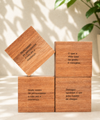 Trio de Cubos de Madeira
