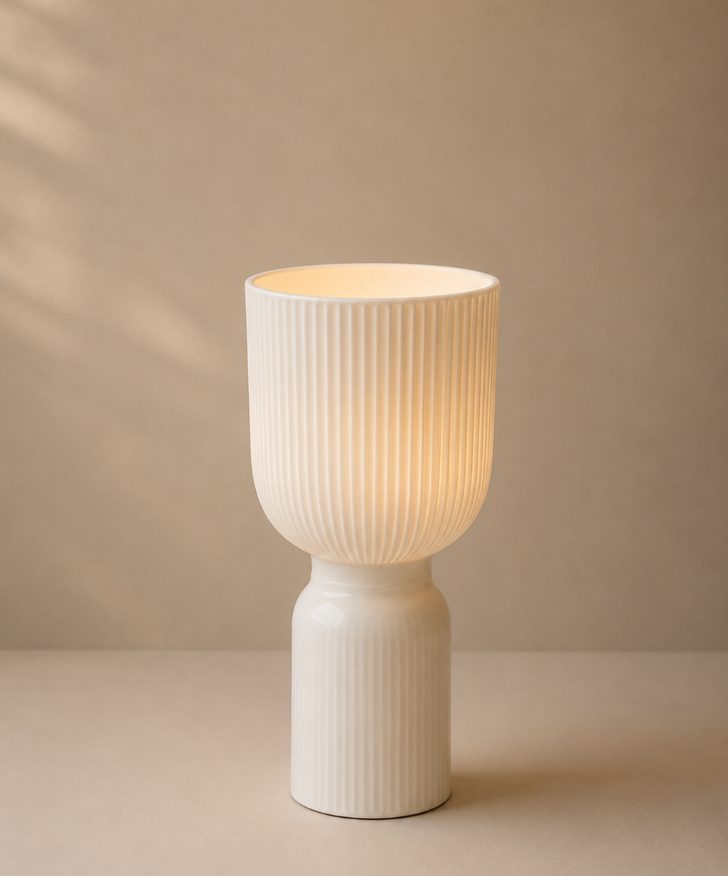 Abajur Clara – Branco Fosco