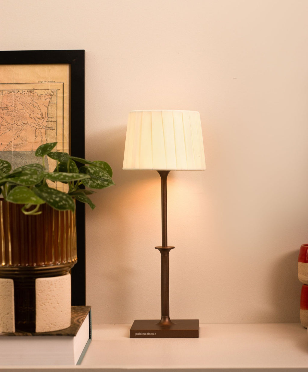 Luminária de mesa Poldina Clássica | Zaff Design
